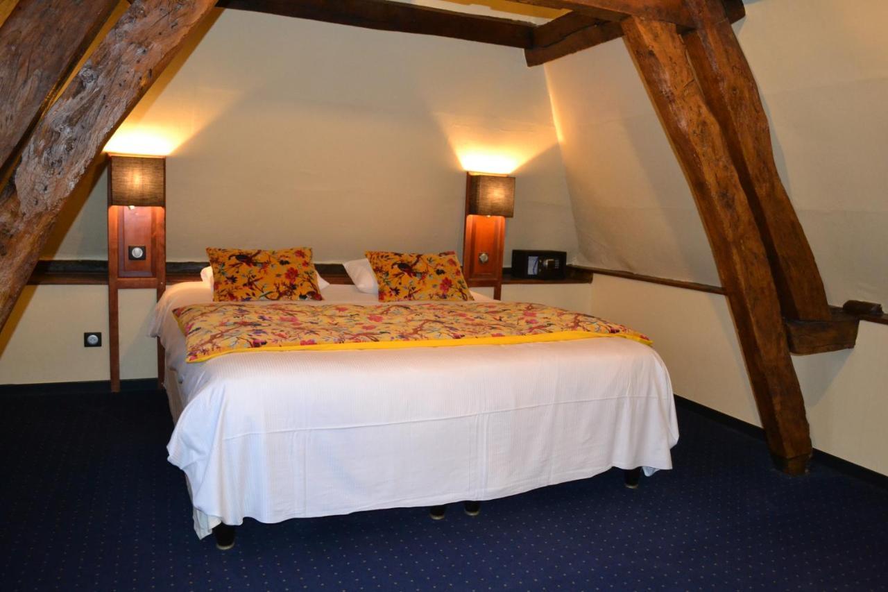 Logis Hotel & Restaurant - Les Hauts De Montreuil Montreuil  Exteriör bild