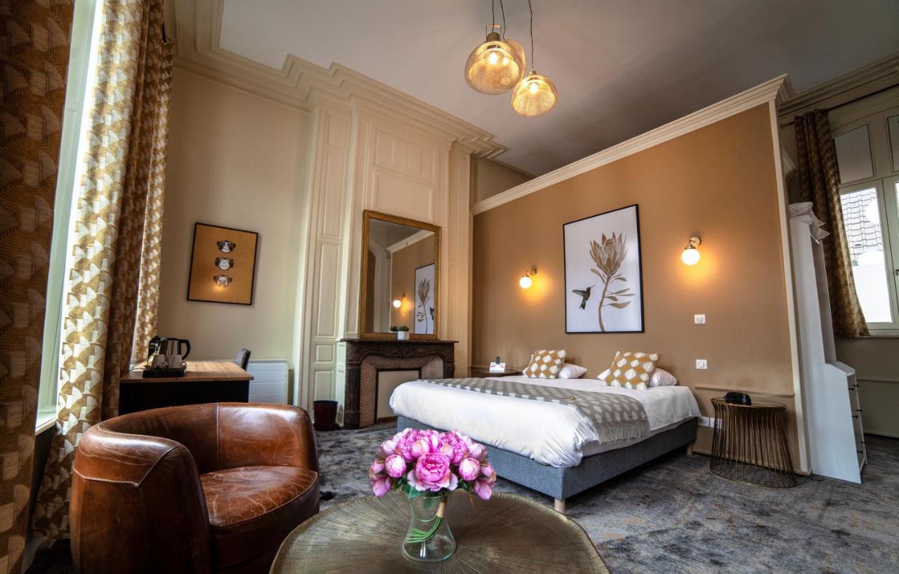 Logis Hotel & Restaurant - Les Hauts De Montreuil Montreuil  Exteriör bild