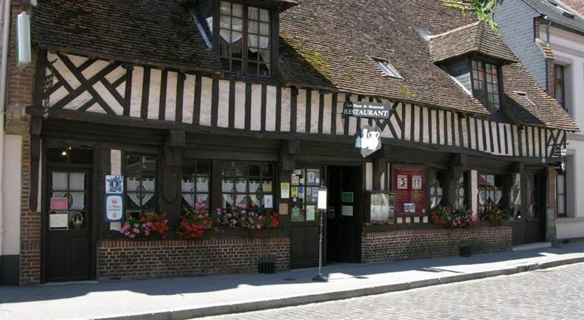 Logis Hotel & Restaurant - Les Hauts De Montreuil Montreuil  Exteriör bild