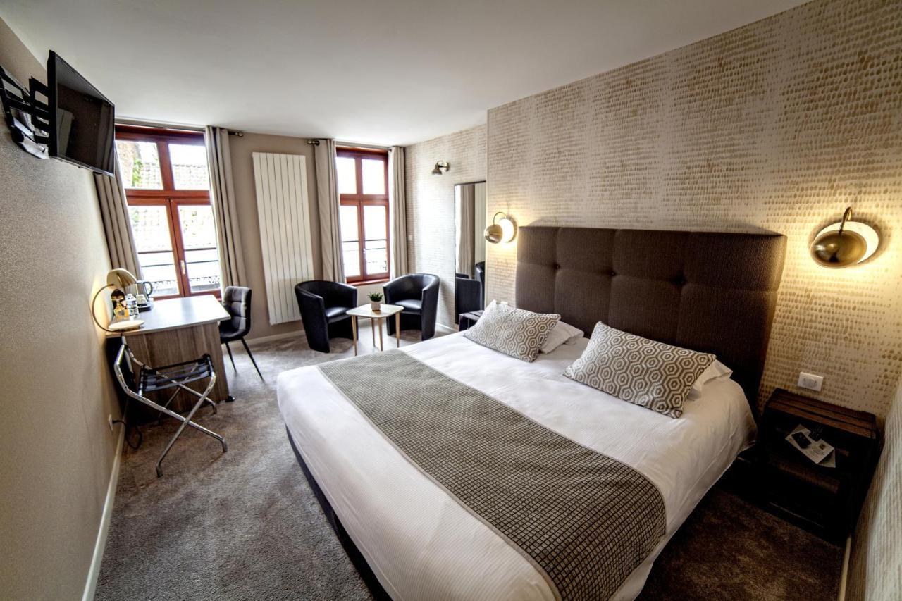 Logis Hotel & Restaurant - Les Hauts De Montreuil Montreuil  Exteriör bild